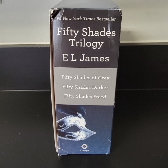 Fifty Shades of Grey Trilogy book set - Picture 7 of 7